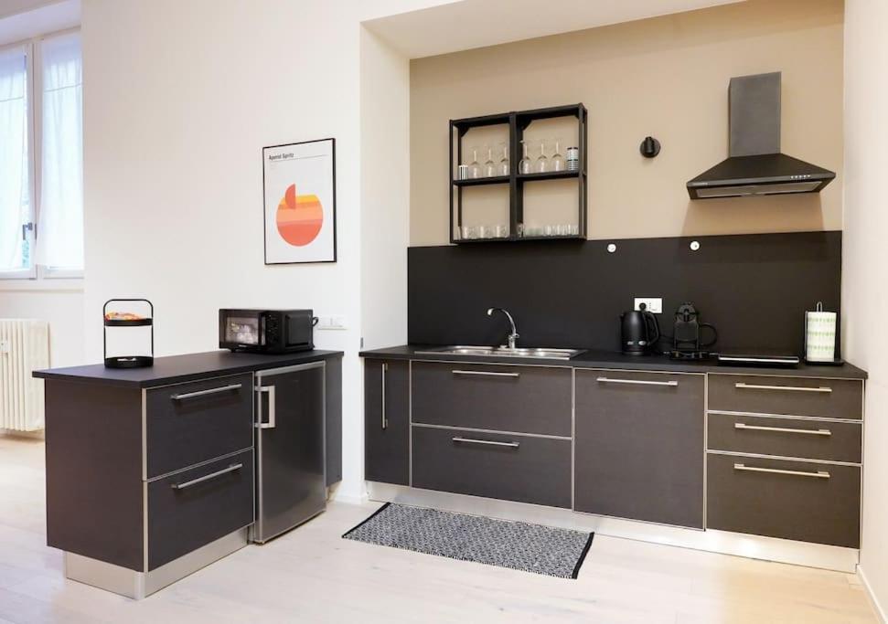 Апартаменти Navigli-Bocconi Spazio Luce Design Мілан Екстер'єр фото